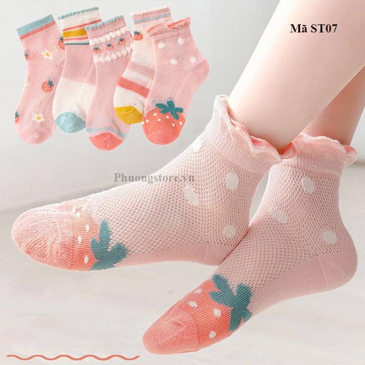 Vớ bé gái từ 0-9 tuổi màu hồng họa tiết dâu thoáng khí - ST07