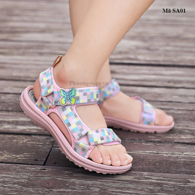 Giày sandal cho bé gái đi học nhẹ êm màu hồng từ 4-12 tuổi - SA01